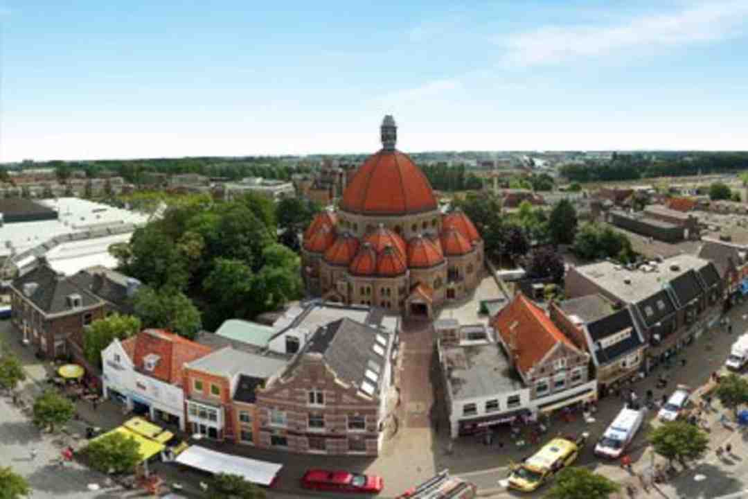 High-class escort woman walking near Beverwijk city centre