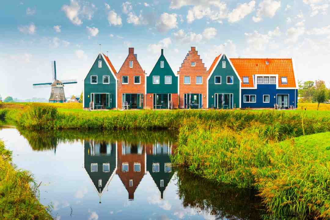 Escort Service Volendam