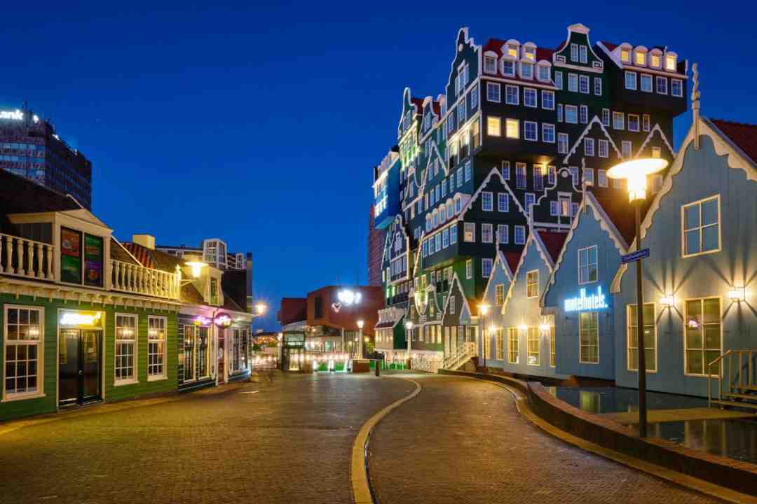 Elegant escort arriving in Zaandam for private outcall appointment